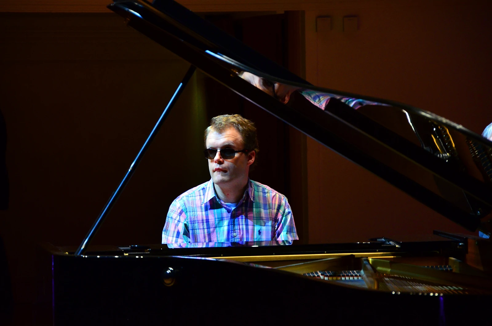 Derek Paravacini.jpg